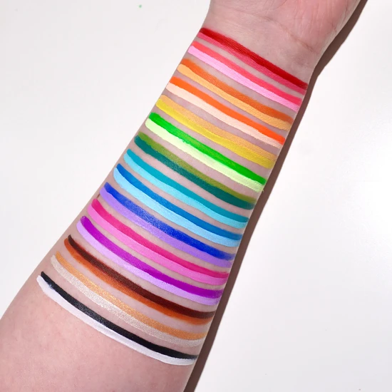 Glisten Cosmetics Rainbow Split 15 Pan Palette