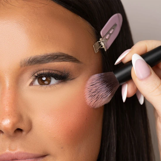 Brushworks No. 13 Highlight Brush