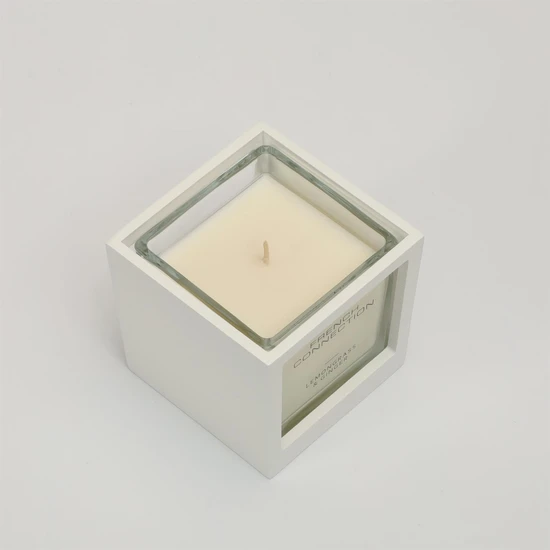 French Connection Wooden Collection Lemongrass & Ginger Candle 200g