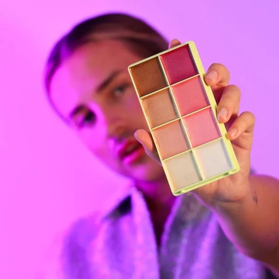 Made By Mitchell Comet Case Cream Highlighter Palette