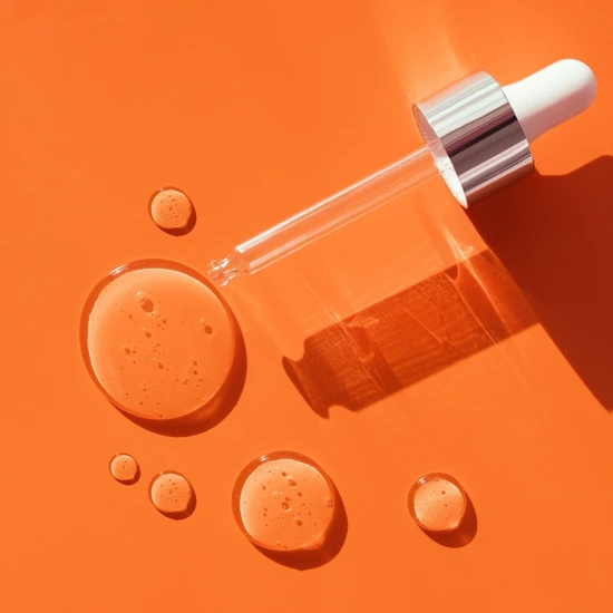 skinChemists Tranexamic Acid 2.5%, Niacinamide 4% Brightening Serum 30ml