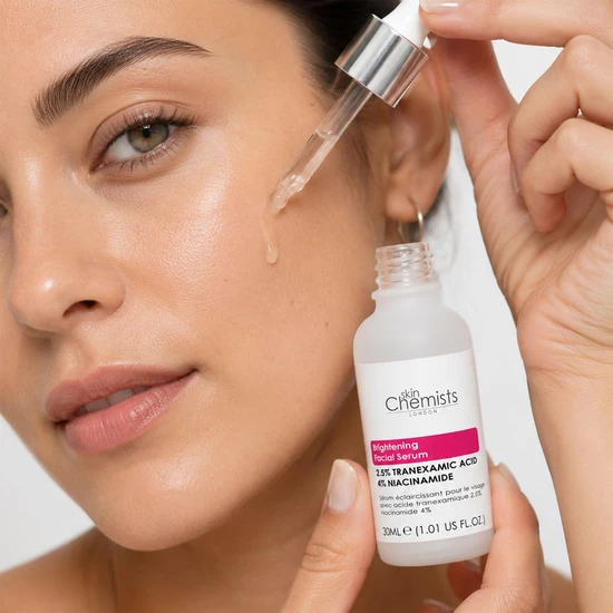 skinChemists Brightening Facial Serum With Tranexamic Acid 2.5% & Niacinamide 4% 30ml