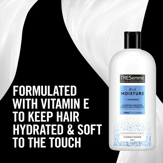 TRESemmé Moisture Rich Conditioner With Vitamin E For Dry Damaged Hair 300ml