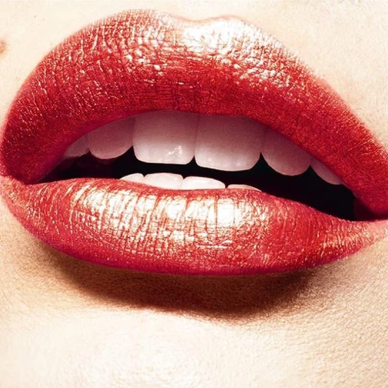 L'Oreal Paris Colour Riche Lipstick Rouge Gold