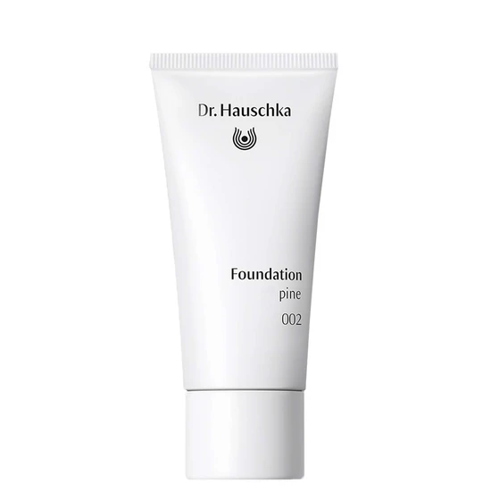 Dr Hauschka Foundation 02 Almond
