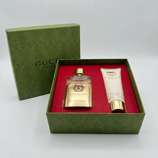 Gucci Guilty Pour Femme Gift Set: Eau De Parfum 50ml Body Lotion 50ml 2 Piece