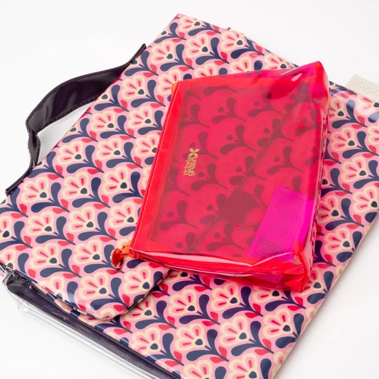 Victoria Green Pink Deco Lily Threefold Hanging Wash & Small Clear Makeup Bag Set
