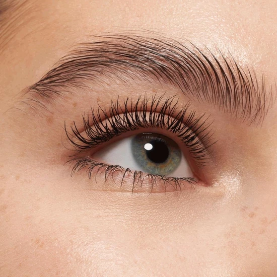 essence All Eyes On Me Multi-Effect Mascara 01 Soft Black