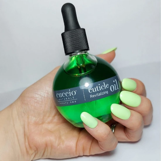 Cuccio Naturale Revitalising Cuticle Oil Melon & Kiwi