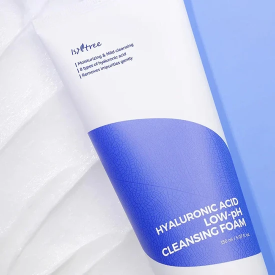 Isntree Hyaluronic Acid Low-Ph Cleansing Foam 150ml